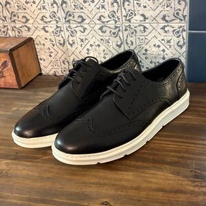 Classic Black Men's Wingtip Oxfords